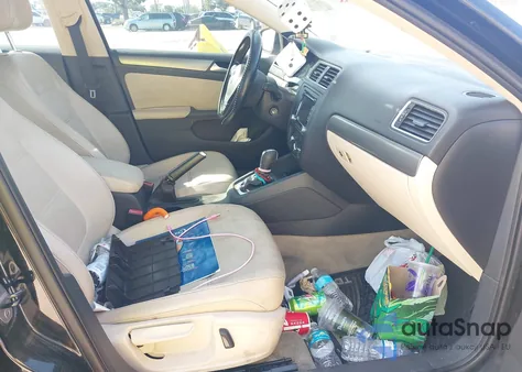 2013 Volkswagen Jetta 2.0L Tdi from USA, damaged, VIN 3VWLL7AJ6DM438641